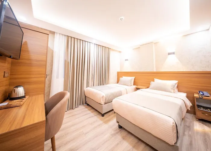 Zirvesta * Istanboel